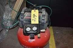 CRAFTSMAN AIR COMPRESSOR AND AIR HOSE 150-PSI 6-GAL 110-V