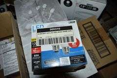 MIXED PALLET INCLUDING DIMMABLE LIGHTS, WALL PLATES, FURNITURE MARKERS, LED BULBS, ETC.