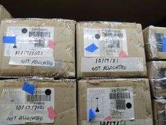 LOT, (11) ASSORTED QUOIZEL ITEMS - (3) DNB1616MBK, (4) ER1508IS, (1) VVJN9356PK, (2) WKF8411EK AND (1) WVR8405WY