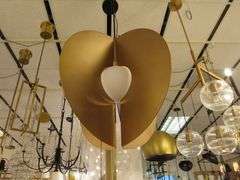 CHANDELIER OR PENDANT AS SHOWN * REFER TO PHOTOS * BUYER RESPONSIBLE FOR REMOVAL - BRING TOOLS AND LADDER AS ITEMS ARE CEILING MOUNTED 12'-14' CEILING HEIGHT*