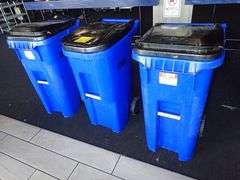 U-Line 35 Gallon Rolling Trash Bin Model H-4202 Blue **sold 3X the money**