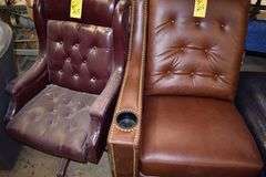 (4) ASSORTED PIECES OF FURNITURE AS SHOWN INCLUDING (3) CHAIRS, (1) OTTOMAN - APPROX. 60" X 40" X 19"
