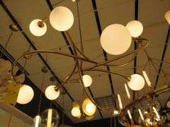 CHANDELIER OR PENDANT AS SHOWN * REFER TO PHOTOS * BUYER RESPONSIBLE FOR REMOVAL - BRING TOOLS AND LADDER AS ITEMS ARE CEILING MOUNTED 12'-14' CEILING HEIGHT*