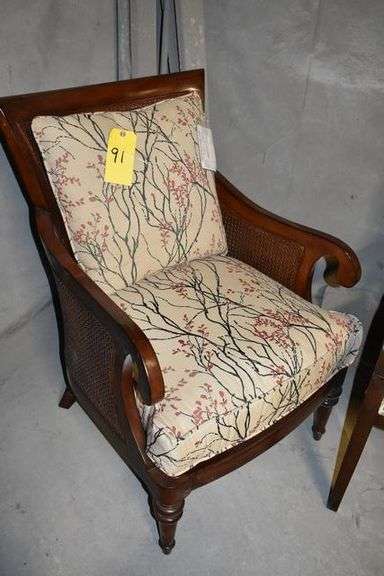 WICKER STYLE SIDE CHAIR WITH (2) CUSHIONS