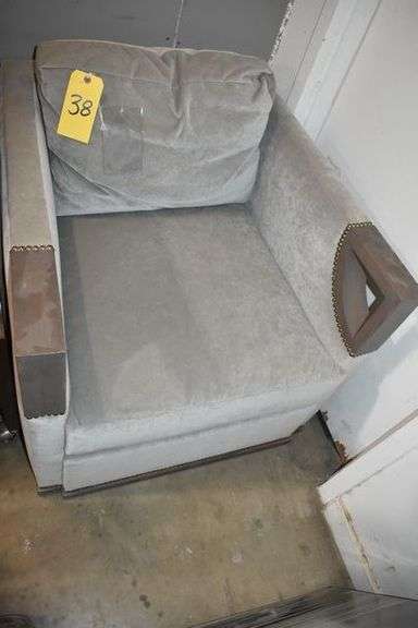 UPHOLSTERED ARM CHAIR WITH WOOD LEGS