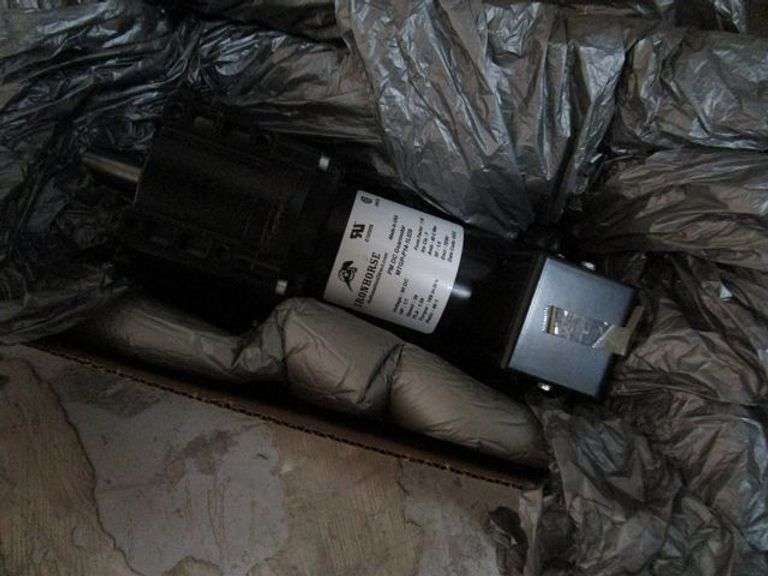 NEW IRON HORSE PM DC GEARMOTOR MTGP-P14-1L039 (sold 3x the money)