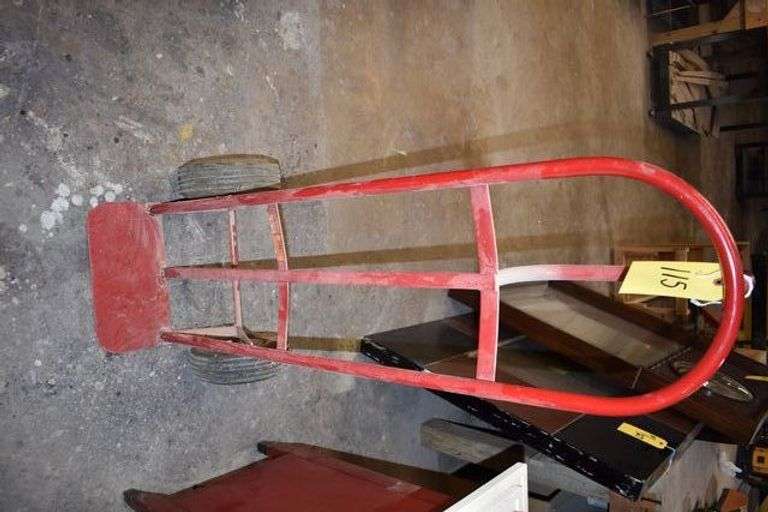 2-WHEEL DOLLIE WITH PNEUMATIC TIRES