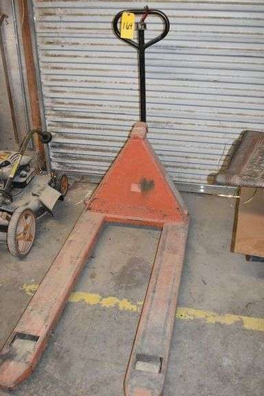 LPM PALLET JACK 4500-LB CAPACITY *DAMAGED RELEASE LEVER*