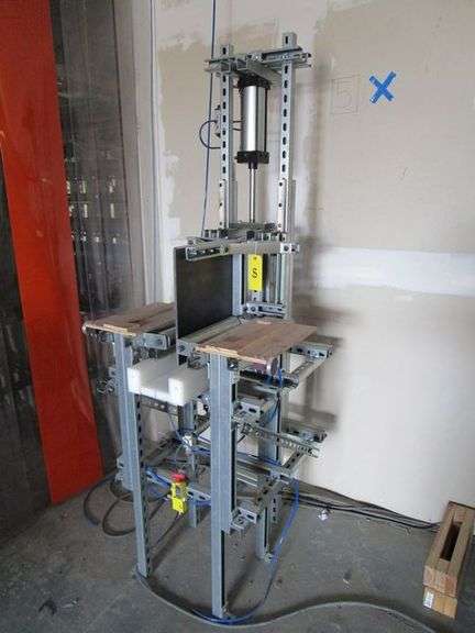 CUSTOM V-ROOF SHINGLE MAKER, PNEUMATIC