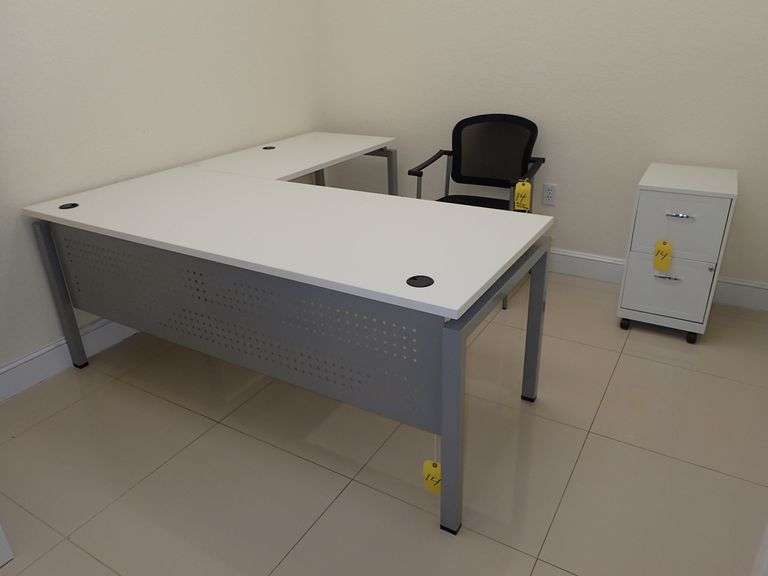 ASSORTED OFFICE FURNITURE