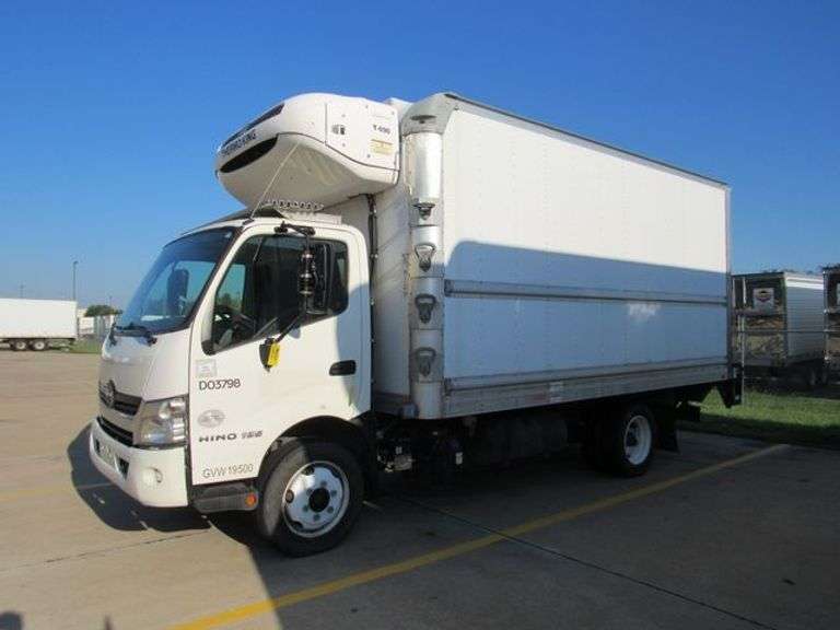 **Removed from Auction, We apologize for any inconvenience**  2016 HINO REFRIGERATED BOX TRUCK VIN JHHRDM2H3HK003798