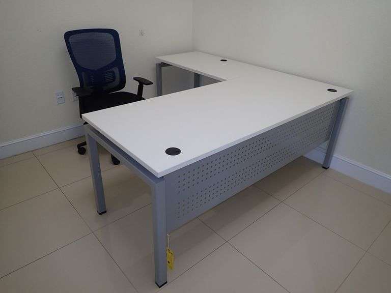 METAL FRAMED L-SHAPED DESK W/ ERGONOMIC ROLLING CHAIR