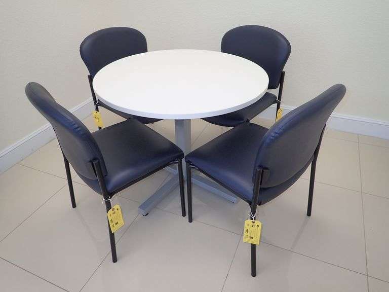 ROUND TABLE W/ (4) OFM METAL FRAMED CHAIRS IN  BLUE VINYL