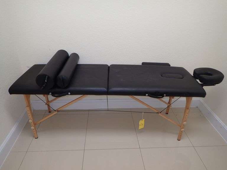 FOLDING MASSAGE / TREATMENT TABLE IN BLACK VINYL