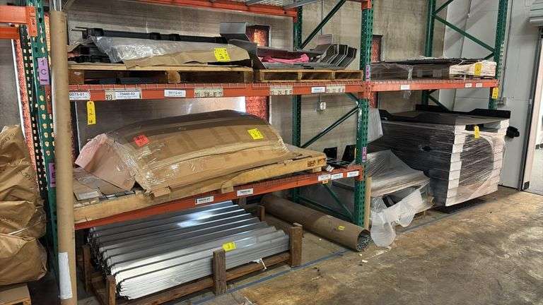 Warehouse Racking Components, Steel Material, Black and Silver