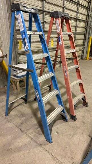 Werner 6 ft Fiberglass Step Ladders FS106 & NXT1A06, 250 lb & 300 lb Load