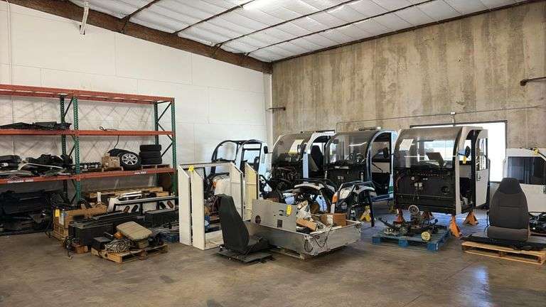 Lot, (4) Firefly EVS partial vehicles - VINs 4A92B035XGA009006 and 1G9A00355C1429005 **Sold with Bill of Sale only, No Title or Manufacturer's Certificate of Origin (MCO) will be available**