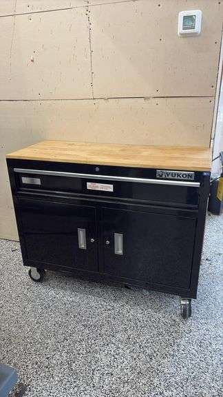 Yukon 46" Mobile Workbench, Wood Top, Black, Serial: 37331-1750