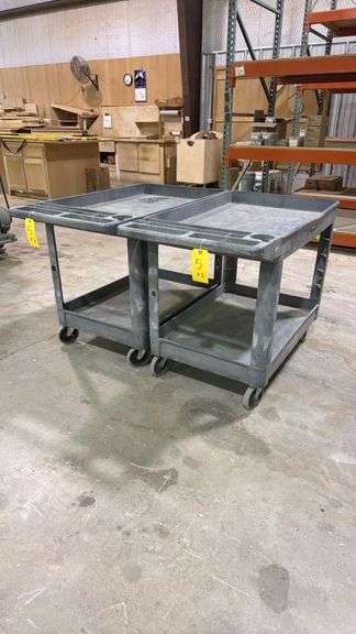 Rubbermaid Utility Cart, 2 Shelves, 500 lb Capacity, Caster Wheels