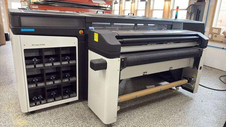 HP Latex R1000 Large Format Printer, Serial SG17J1S002