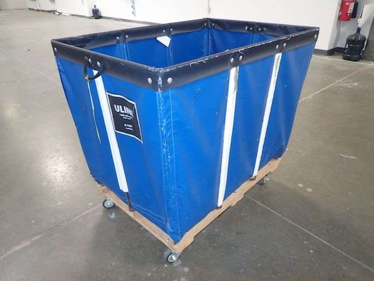 U-Line Vinyl Basket Truck Model H-1807 16 Bushel