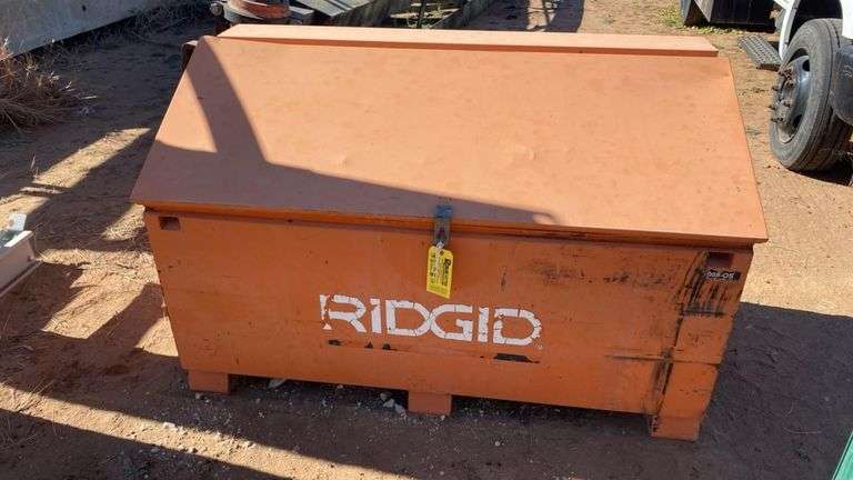 RIDGID 068-OS Job Site Tool Box, Steel, 48"x24"x28"