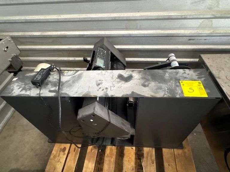 Graphtec CE7000-40 Cutting Plotter, 15" Cutting Width, Serial: M107120470
