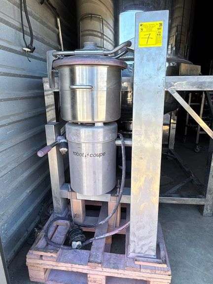 Robot Coupe R30 Industrial Food Processor, 30A 125/250V, Stainless Steel