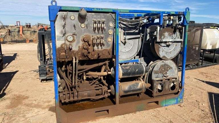 FHE Hydraulic Power Unit with Diesel Fuel Type, Multiple Hose Reels