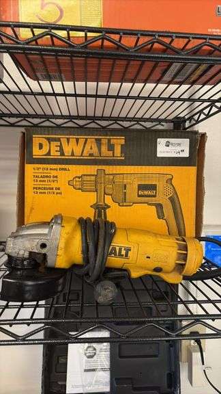 DEWALT 4-1/2" Angle Grinder 11,000 RPM Corded Electric, 7A, Tool Only