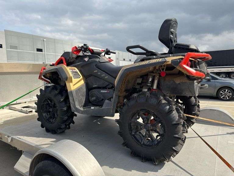 2019 Can-Am Outlander 1000R XT-P ATV, Rotax V-Twin EFI, 4x4, FOX Shocks, 311 Miles. VIN 3JBLWAX41KJ000491