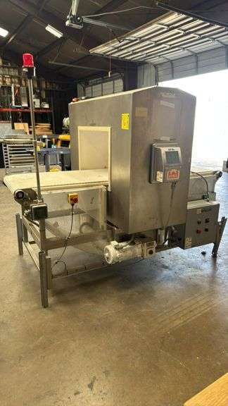 Eriez 1257-16H Conveyor Metal Detector, 16" Tunnel, 220V, EZ Tec DSP, SN: 9913198