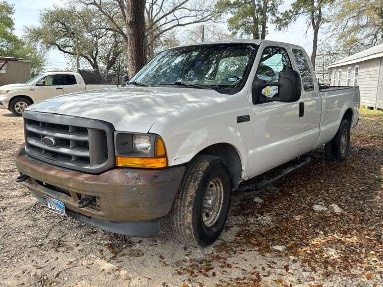 2003 Ford F-250 Super Duty XL Extended Cab VIN: 1FTNX20L33ED88498