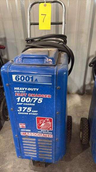 Associated 6001A Heavy Duty 6/12V Battery Charger, 375A Engine Start, Portable, USA Made