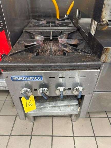 Radiance German Knife 2-Burner Gas Stock Pot Range, 158,000 BTU, Commercial Heavy-Duty Stove