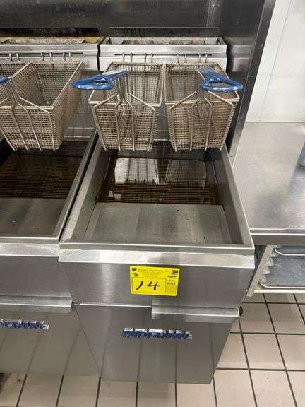 Imperial Gas Deep Fryer, Model IFS-40, Single Vat, 40 lb Capacity, 2 Baskets, NSF, Natural Gas