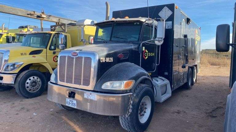 2009 Peterbilt PB340 Wireline Truck, PX-8 Engine, RTO11908LL Transmission VIN 2NPRMN9X29M790273