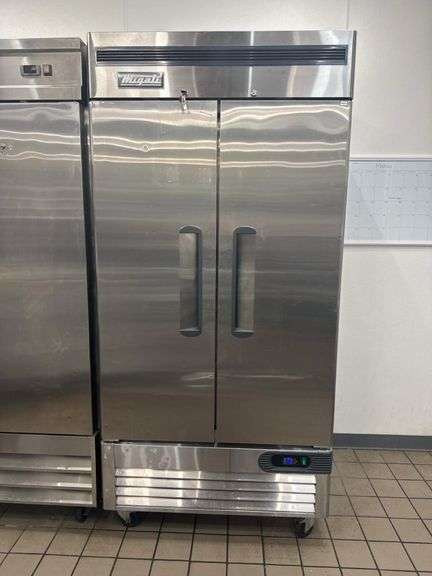 Migali C-2RB-35-HC 2-Door 49 cu ft Bottom Mount Reach-In Refrigerator Stainless Steel, 2022