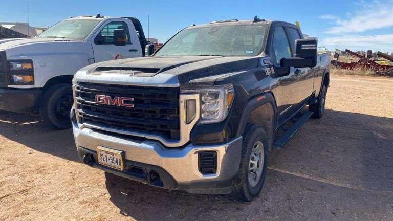 2023 GMC Sierra 2500HD, 6.6L Duramax Diesel, Crew Cab, 4WD, Black VIN 1GT49LEY8PF163347