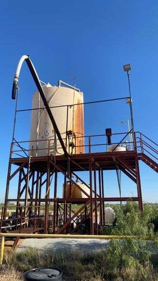 10,000 Gallon Vertical Polyethylene Chemical Storage Tank w/ Containment & Platform, 1,000 Gal Aux Tanks
