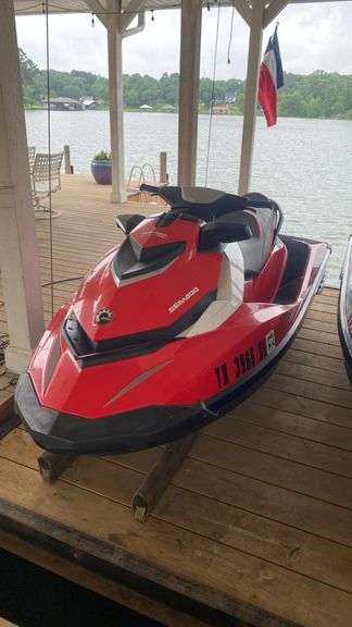 2011 Sea-Doo GTI SE 130, Rotax 4-TEC, 3-Seater, 130HP, Texas Registered, Red/Black **Located in Whitehouse, TX**