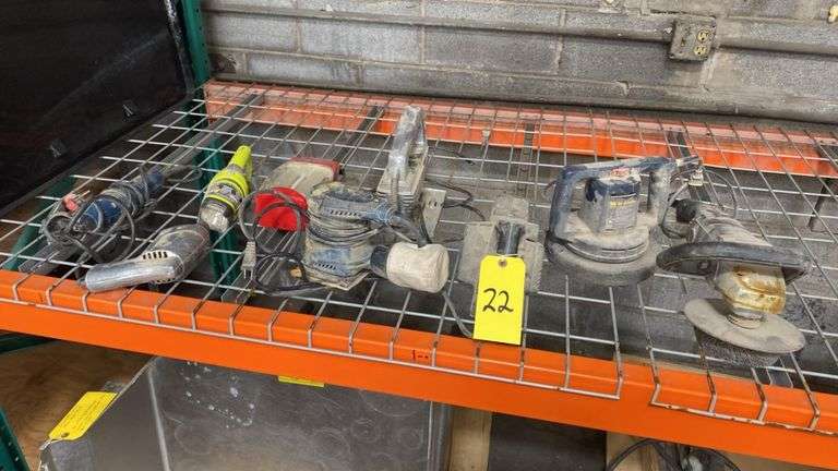 Lot of 7 Corded Power Tools – Sanders, Grinder, Heat Guns, Mixed Brands Dewalt Ryobi Black & Decker