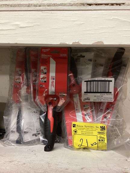 MILWAUKEE 6" FOLDING JAB SAW - 48-22-0305 (SOLD 12X THE MONEY)