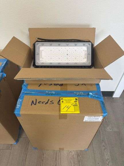 Industrial LED Light Module, Alpha Model, 40 LEDs, C14680 Lens