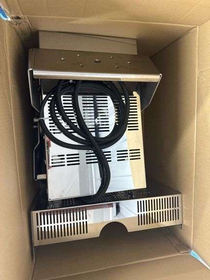 Constellation Lighting Alpha 750W LED Modules, 5700K, IP67, 249-538VAC, 2 Units, New/Boxed