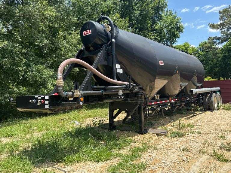 2019 EXA TP 42' Pneumatic Tanker, 68,000 GVWR, 1,033 ft³, 2-Axle, Air Ride, 11R24.5 Tires, VIN 3E9J142H2KT034023