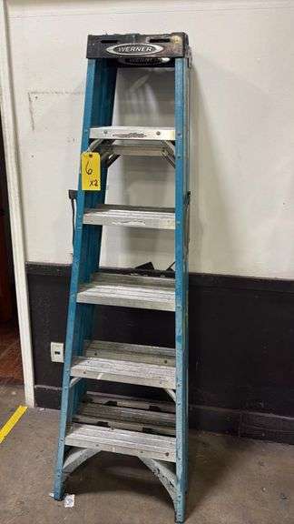 Werner 6 ft Fiberglass Step Ladder (Used, Model Unreadable)