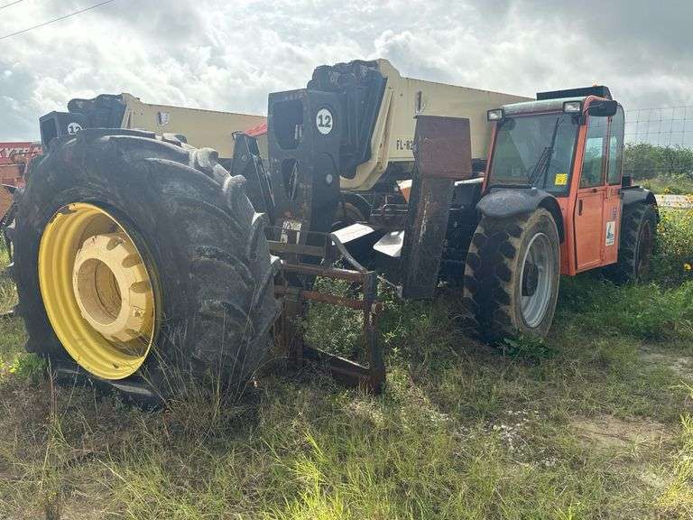 2104 JLG G12-55A, Serial No. 0160058220, Hours Not Available, Key Not Available, Tire on Forks Not Included