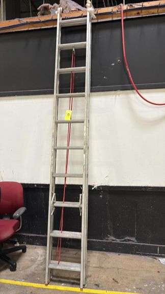 Louisville L-2323-20 20 ft Aluminum Extension Ladder, Type III, 200 lb Load Capacity