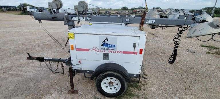 Magnum Light Tower, 4x1000W Lamps, Diesel Generator, Pintle Hitch, 18,229 Hours